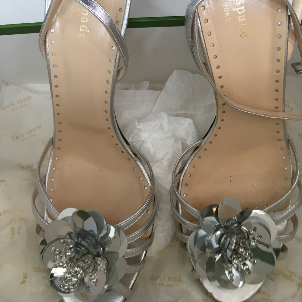 Kate Spade UniqueSequin-Flowered Metallic Stilleto